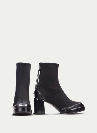 Tokio Back Zip Boot