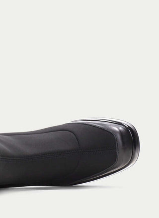 Tokio Back Zip Boot
