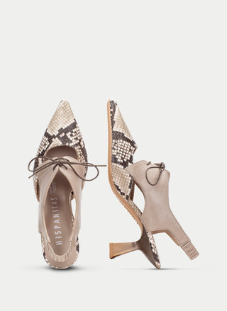 Nova Lace Up