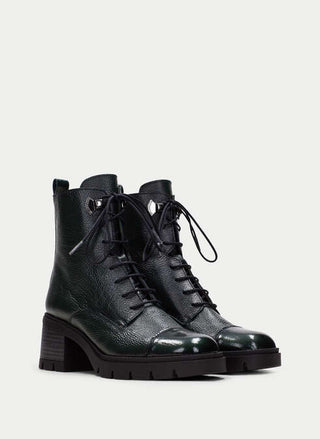 Everest Lace Up Boot